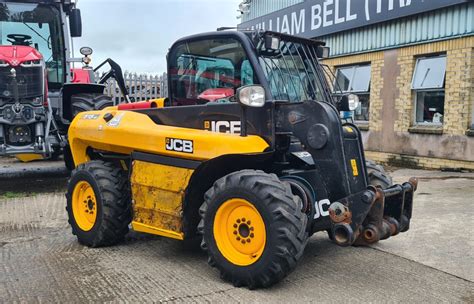 jcb 515 40 vs skid steer|cat skid steer review.